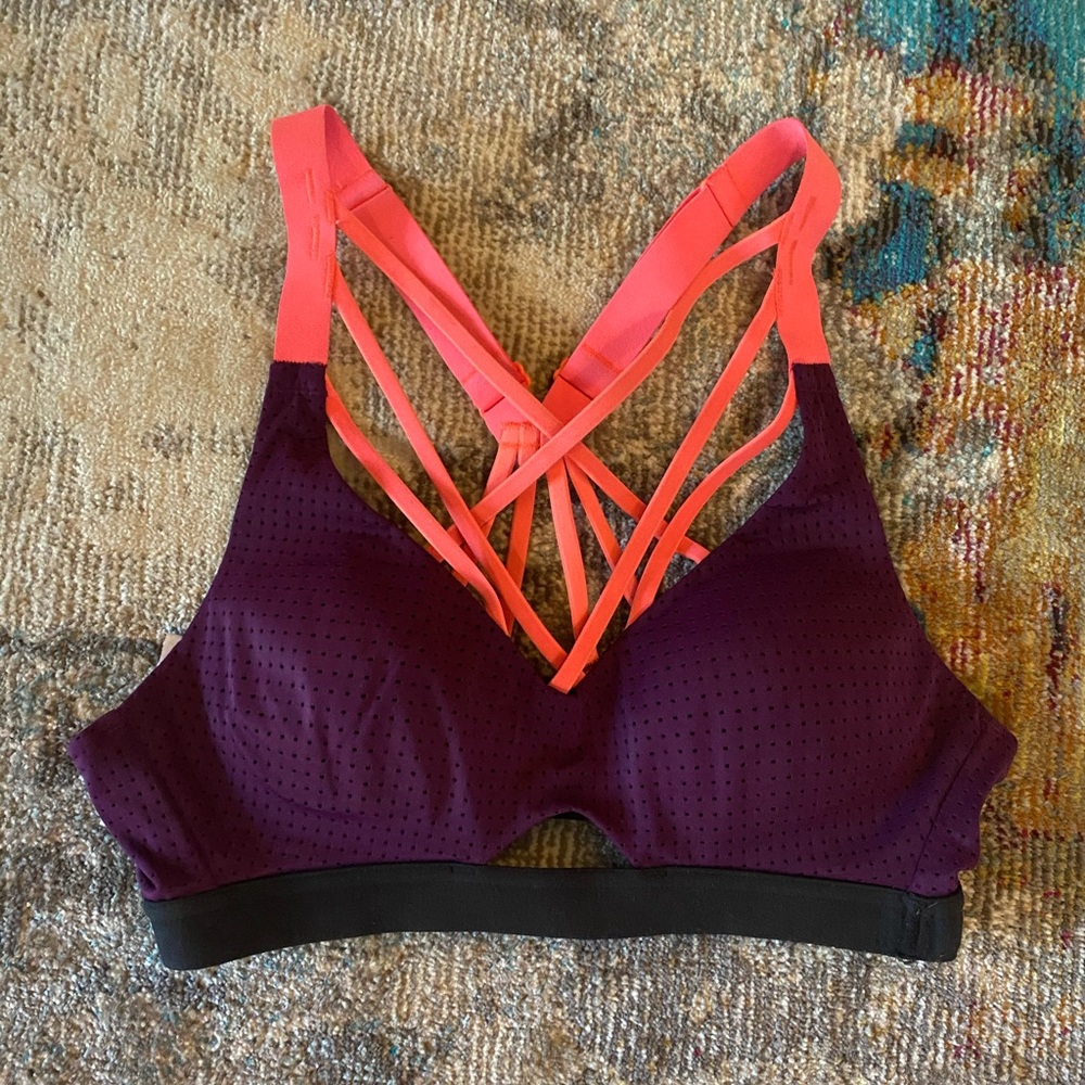 Victoria’s Secret Sports Bra!